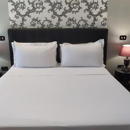 Bed and Breakfast Il Roseto Frosinone Exterior foto