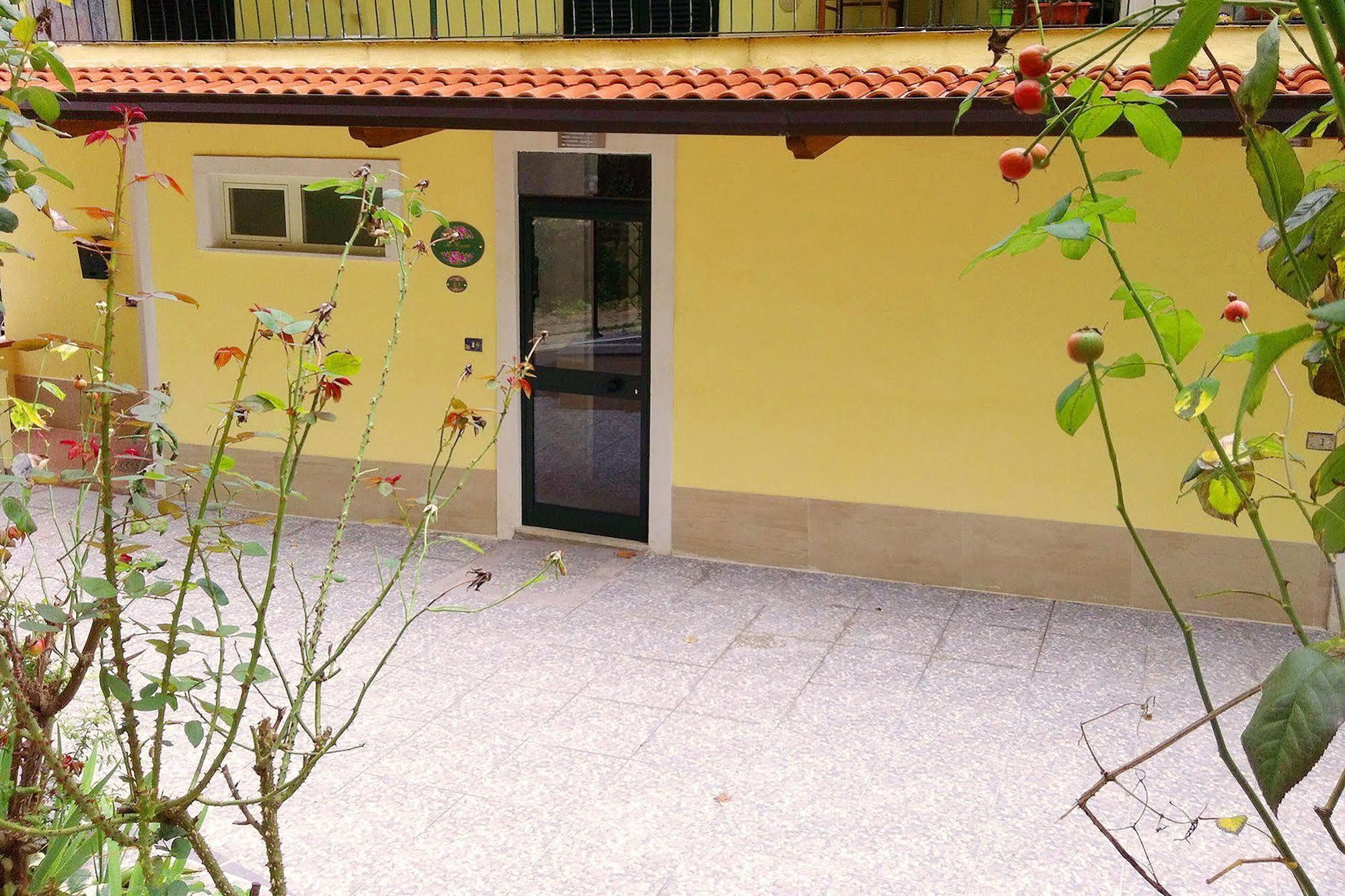 Bed and Breakfast Il Roseto Frosinone Exterior foto