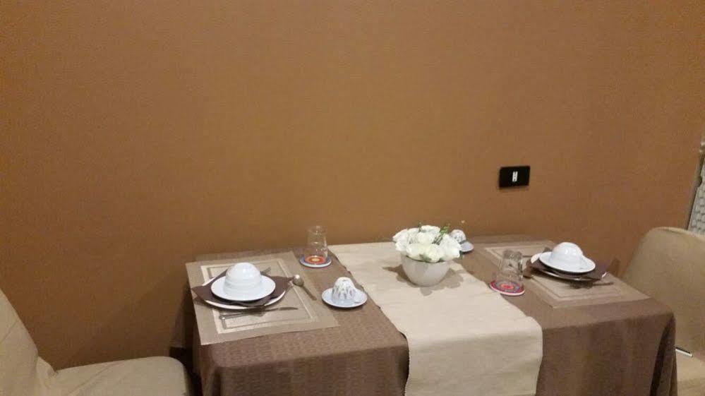 Bed and Breakfast Il Roseto Frosinone Exterior foto